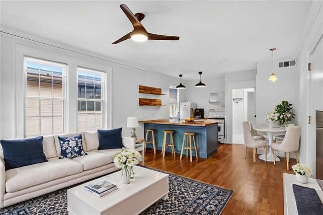 Photo - 824 Greenwood Ave NE Unit 8