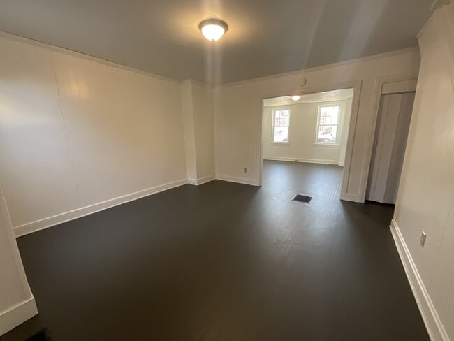 Photo - 305 N Newberry St