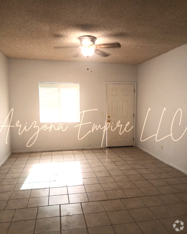 Building Photo - 499 E Navajo Ave Unit 4 Rental