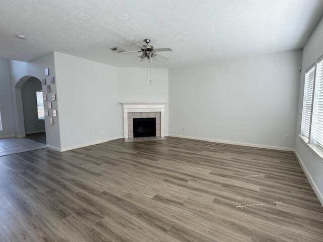 6834 Great Oaks Shadow Dr