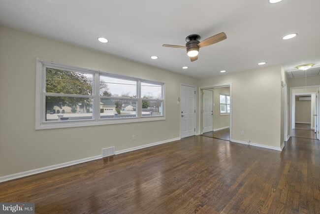 Photo - 244 Pomona Ave