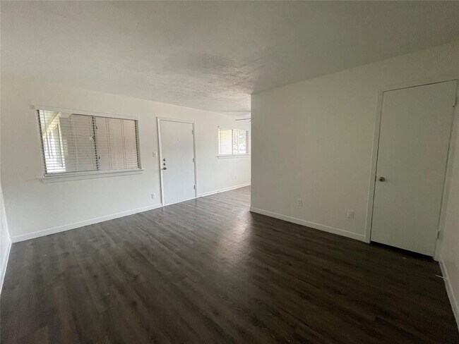 Photo - 3106 Duval St Unit 303