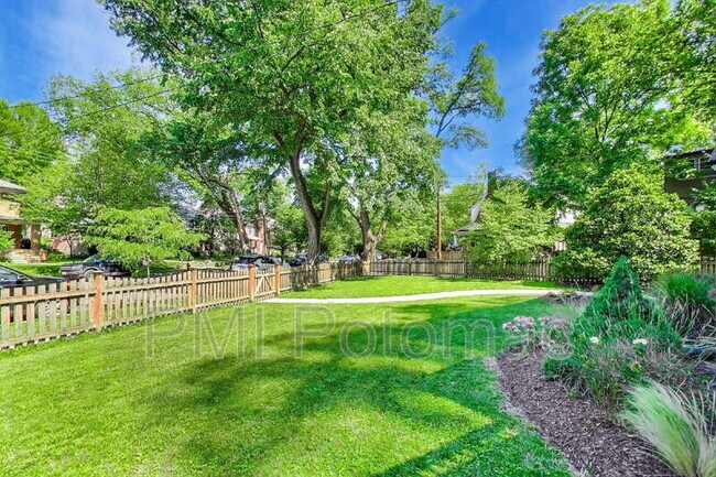 Photo - 5332 Nevada Ave NW