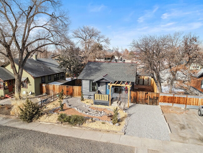 Photo - 840 Hill Ave