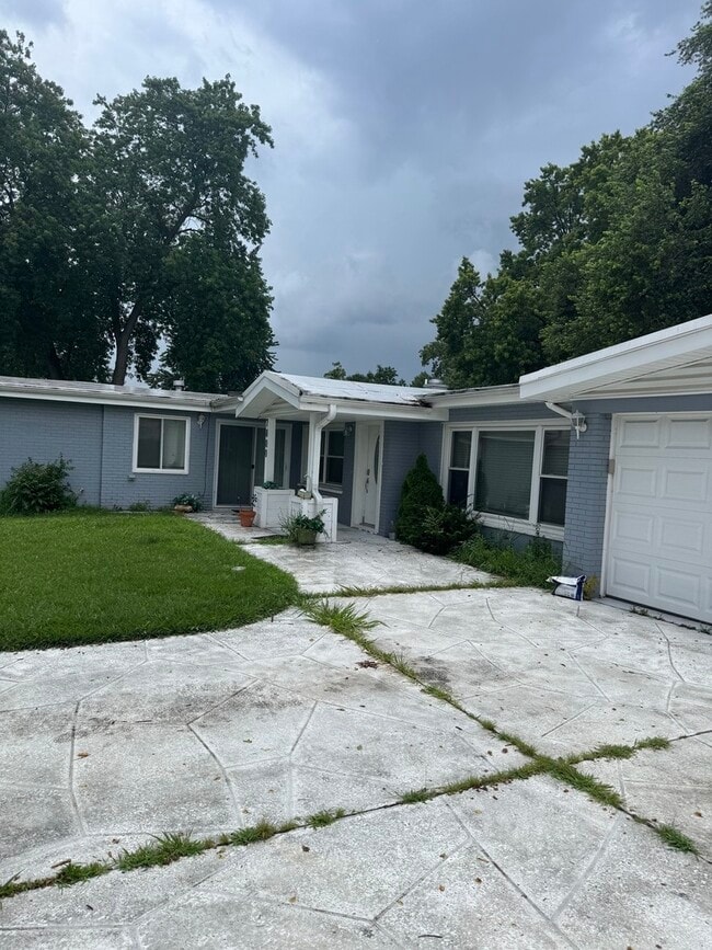 Photo - 7800 W 98th Pl