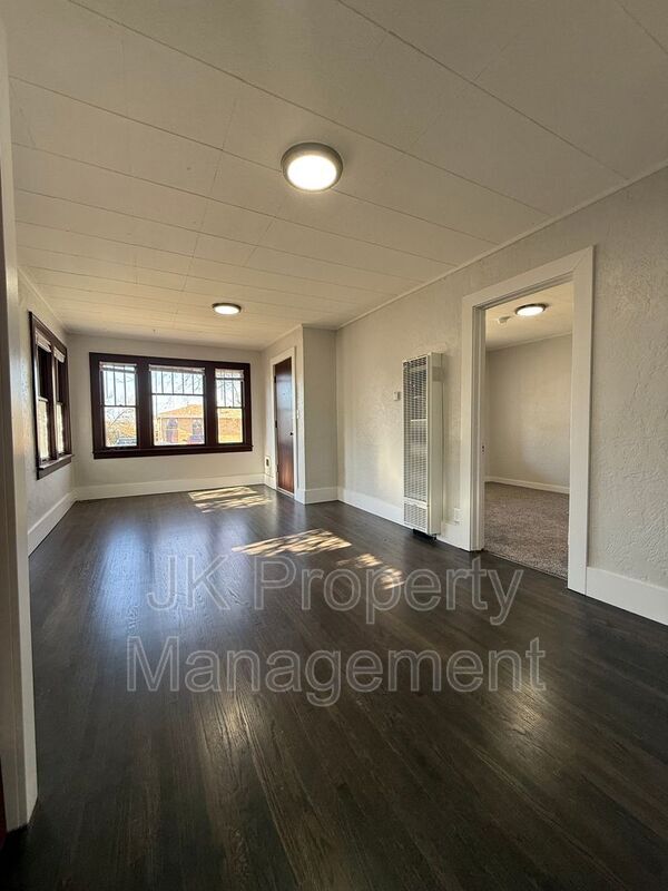 Photo - 1016 8th Ave S Unit A