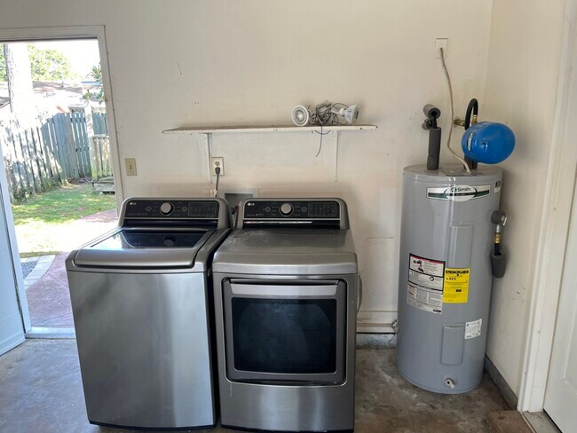 Photo - 1423 Mixon Dr