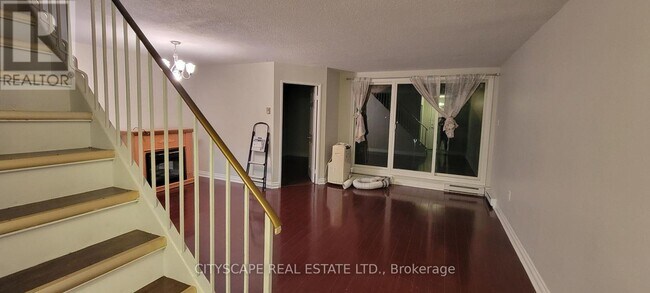 Photo - 100 Mornelle Ct