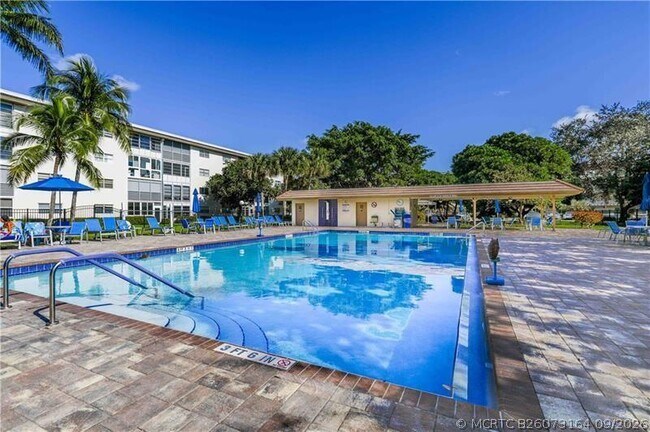 Photo - 3304 Aruba Way Unit E2