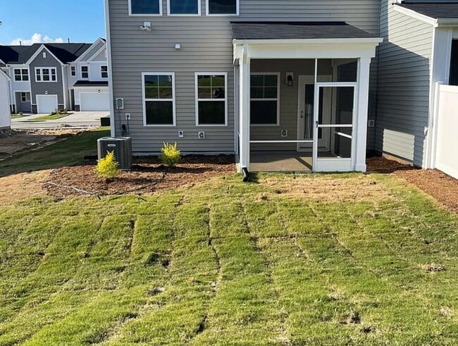 Photo - 5014 Pufa St