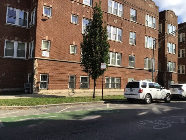 Photo - 4955 W Washington Blvd Unit 2
