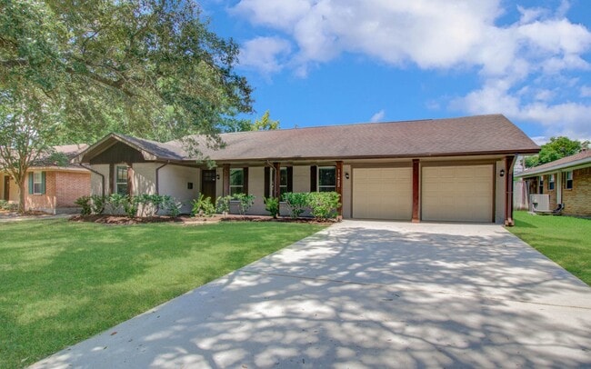 Photo - 11422 Endicott Ln