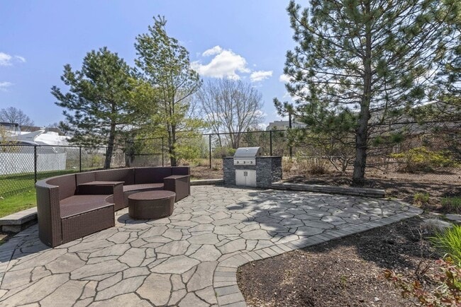 Photo - 10 Seaport Dr Unit 2111