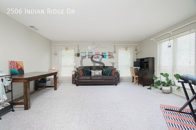 Photo - 2506 Indian Ridge Dr