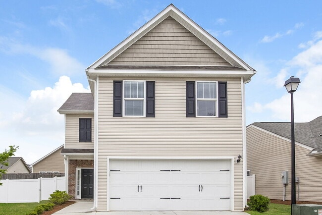 Building Photo - 539 Hill Crest Cir