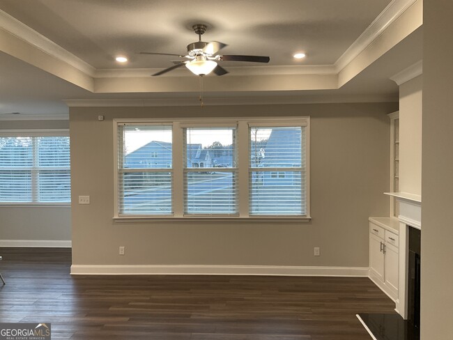 Photo - 240 Hollis St