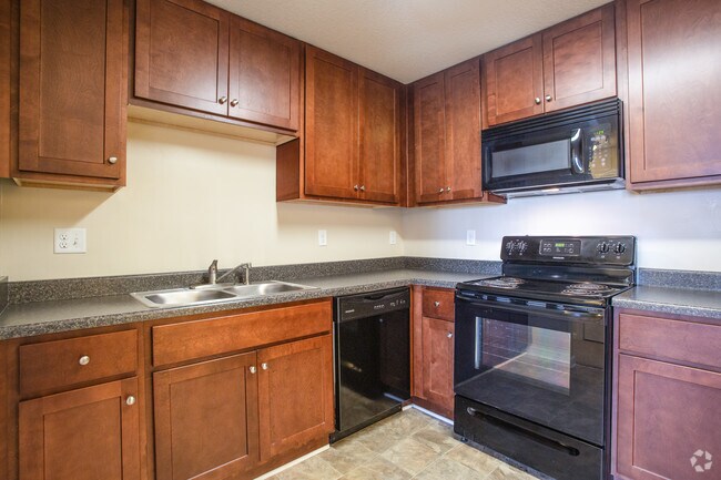 1BR,1BA,-718SF