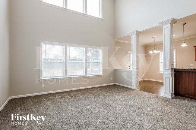 Photo - 15022 Ockeechobee Ct