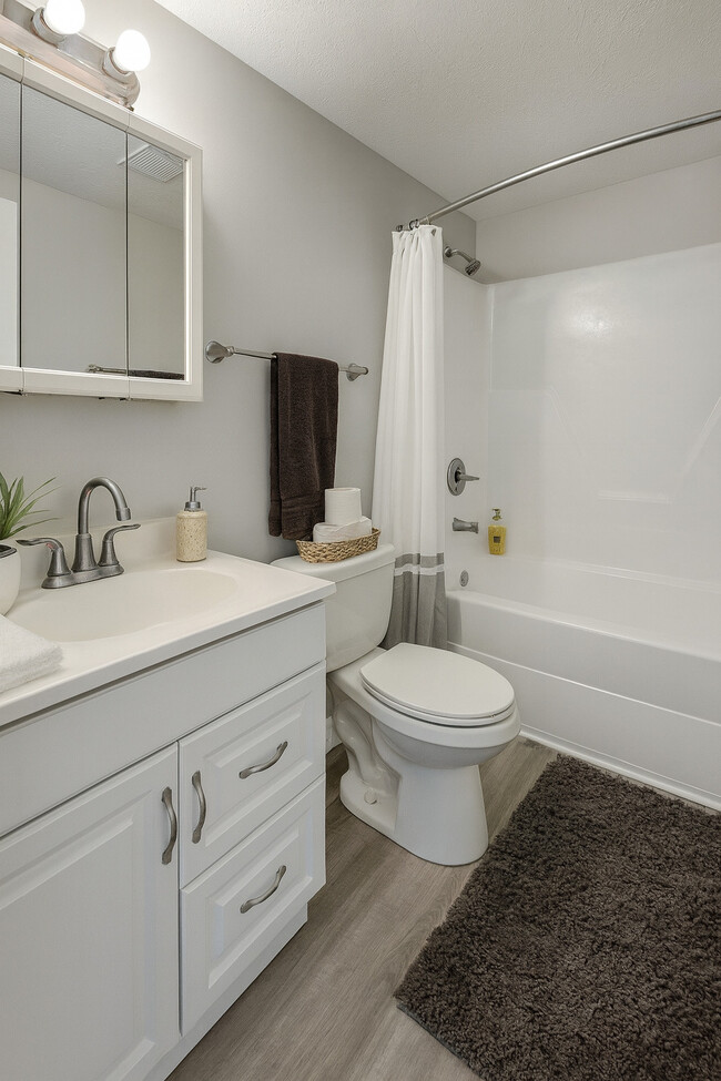 Professional Park Townhomes & Apartments