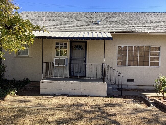Photo - 1532-1532 N Safford Ave Unit 1532