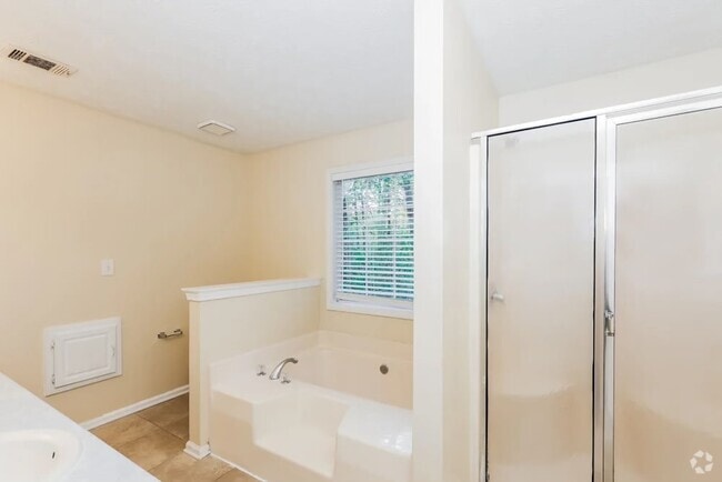 Building Photo - 161 Hayes Cir Rental