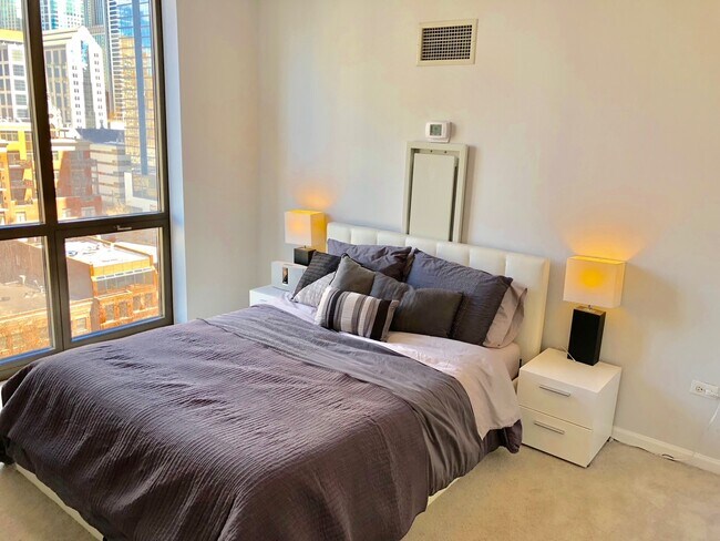 Photo - 635 N Dearborn St Unidad 1203