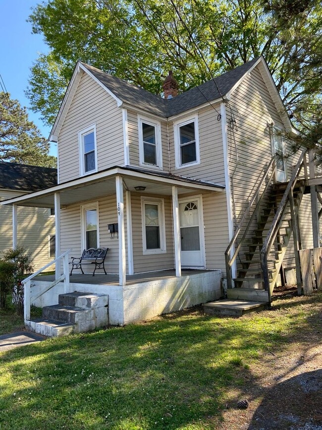 Building Photo - 109 E Ward St Unit 109 B E Ward St. Rental