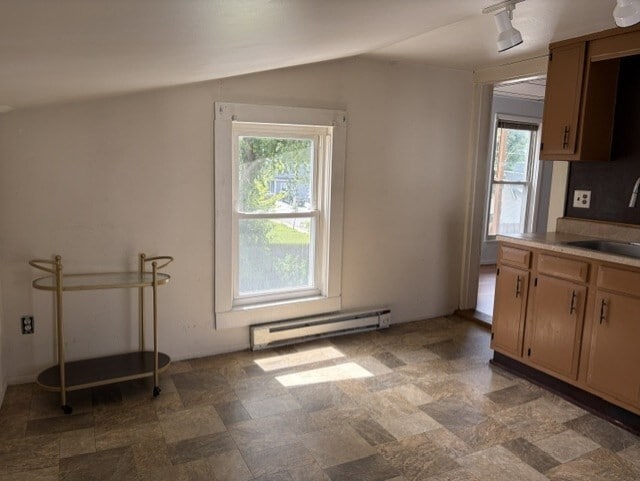 Photo - 48 Mt Pleasant Ave Unit 2R