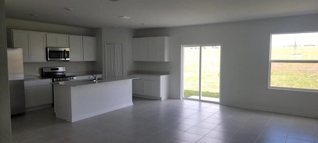 Photo - 3359 Alexander Dr