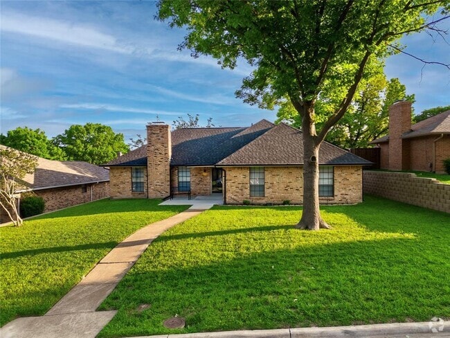 Building Photo - 408 Shoreview Dr Rental