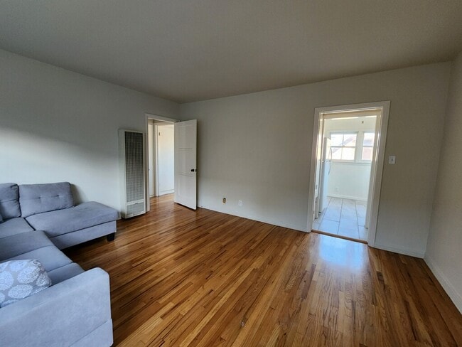 Photo - 1619 Manning Ave Apartments Unit 1619