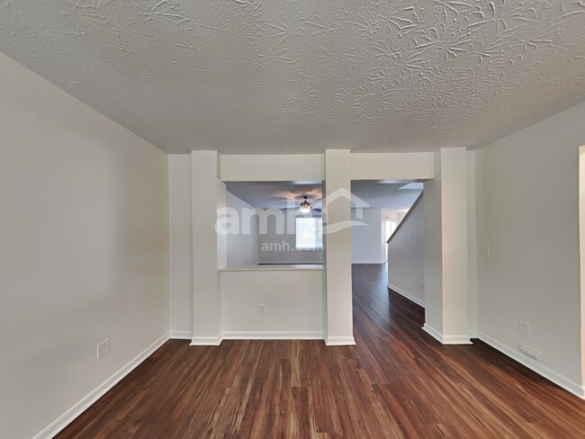 Photo - 6697 Bedington Ln