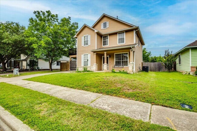 Photo - 260 Tobin Dr