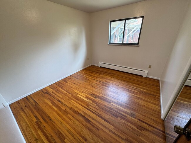 3289 Benton St Unidad B