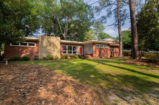 Furnished Midtown 4 Bedroom/2 Bath Home, C... - Furnished Midtown 4 Bedroom/2 Bath Home, C...