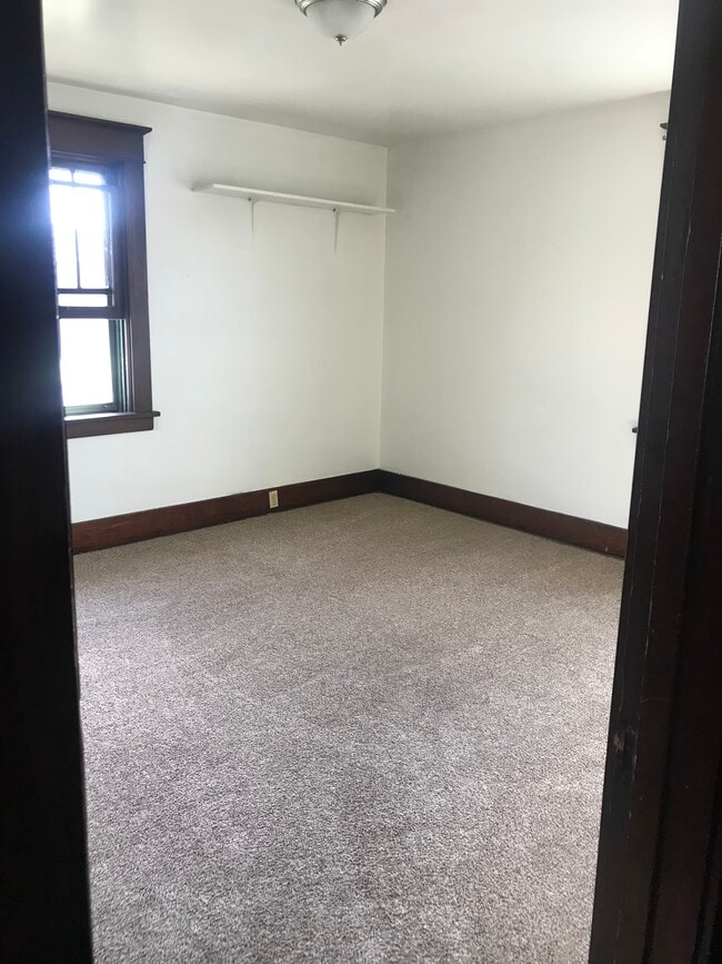 Photo - 575 Duncan Ave