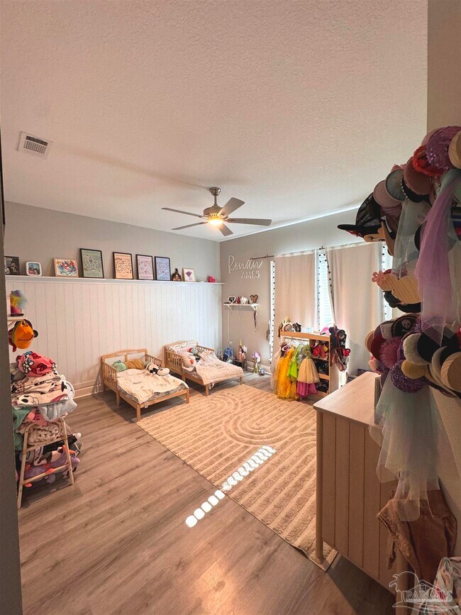 Photo - 5596 Kailey Rd