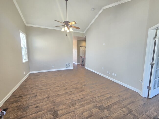 Photo - 12237 St Annes Rd