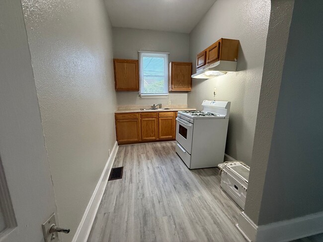 Photo - 545 W State St Unit #1