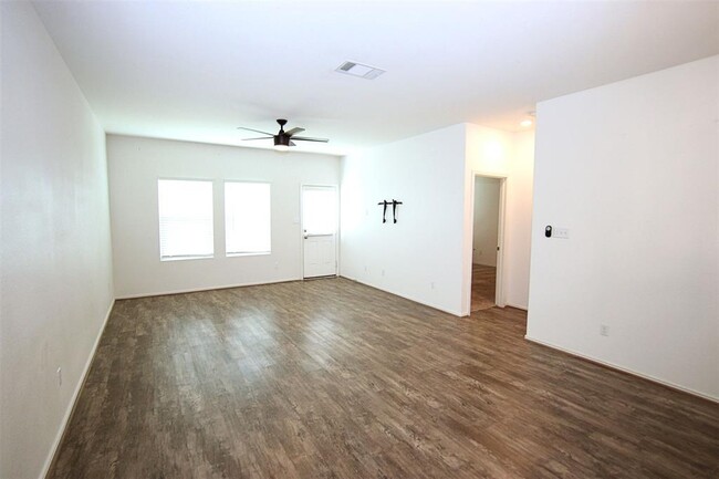 299 Emerald Green Trail