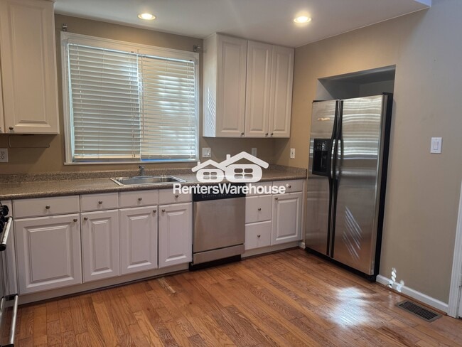 Photo - 203 Walthall Ave SE