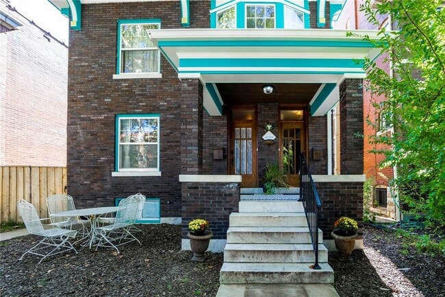 Photo - 6022 Pershing Ave