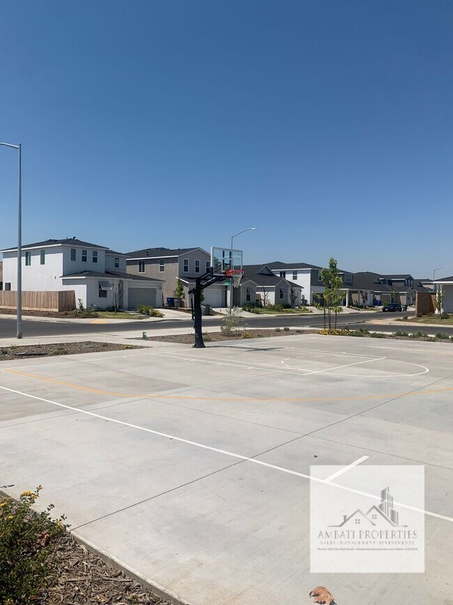 Photo - Brand New home in Clovis Unified School District with Solar!