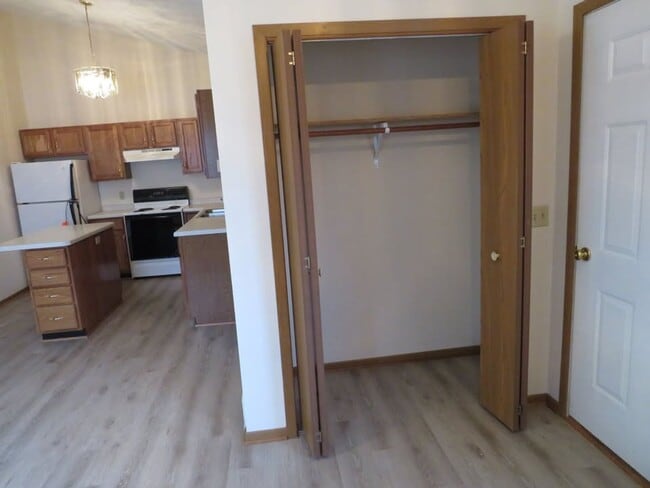 Photo - 5671 Gables Dr Unit 4