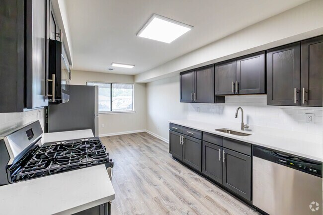 2BR, 2BA - 1,248SF - Kitchen