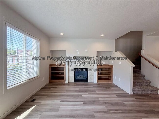 Building Photo - 13119 SW 154th Ave