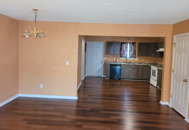 Photo - 54 Buff St Townhome