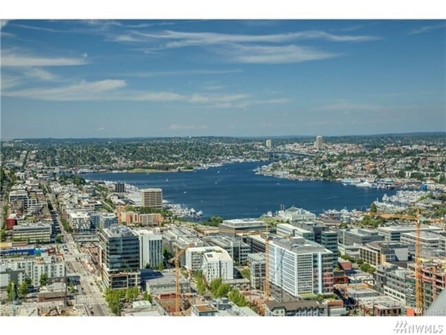 Building Photo - 1Bd/1Ba Seattle Condo Unit 316N