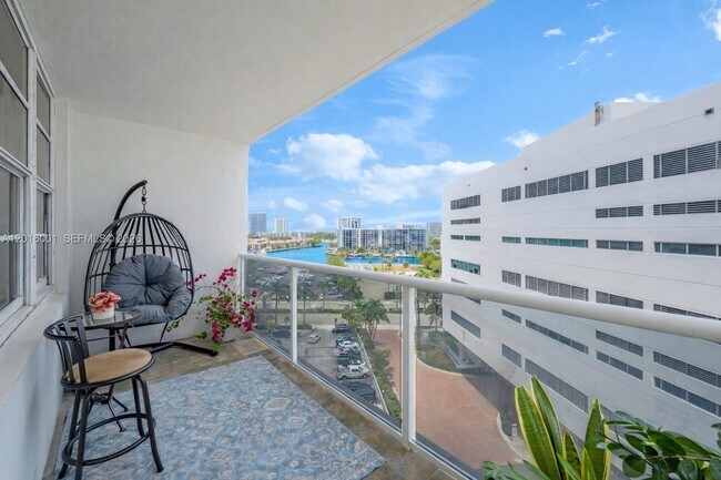 Photo - 3725 S Ocean Dr Unit 1015