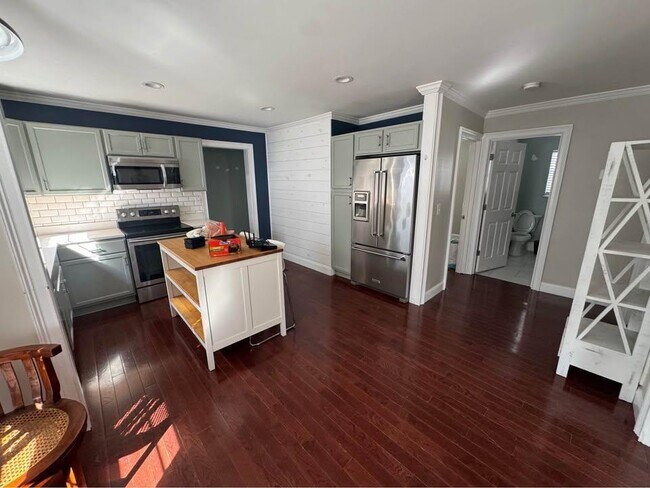 Photo - 1533 Harle Ave NW